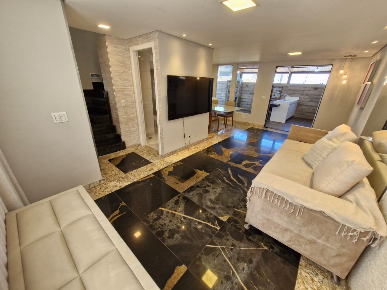 Foto 3 de Casa em condomínio, no bairro Cabral